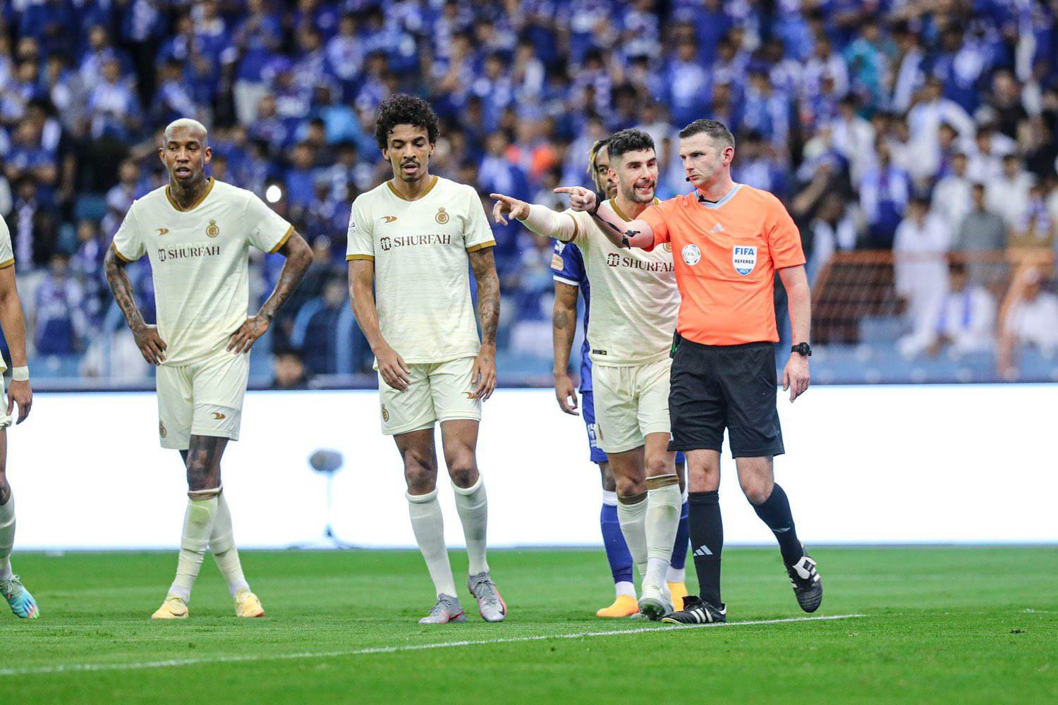 بالصور: الهلال يحسم ديربي الرياض ويعقد مهمة النصر