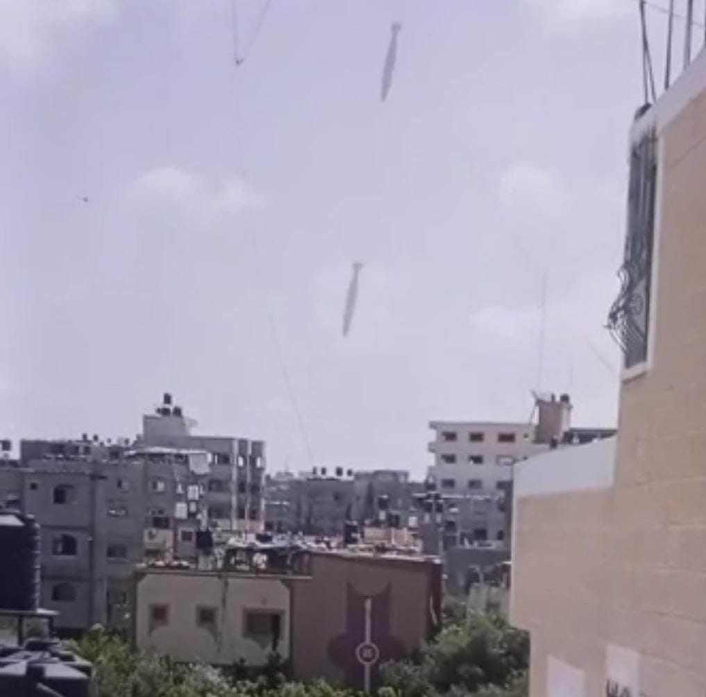 طيران الاحتلال يستهدف عدة أماكن في قطاع غزة