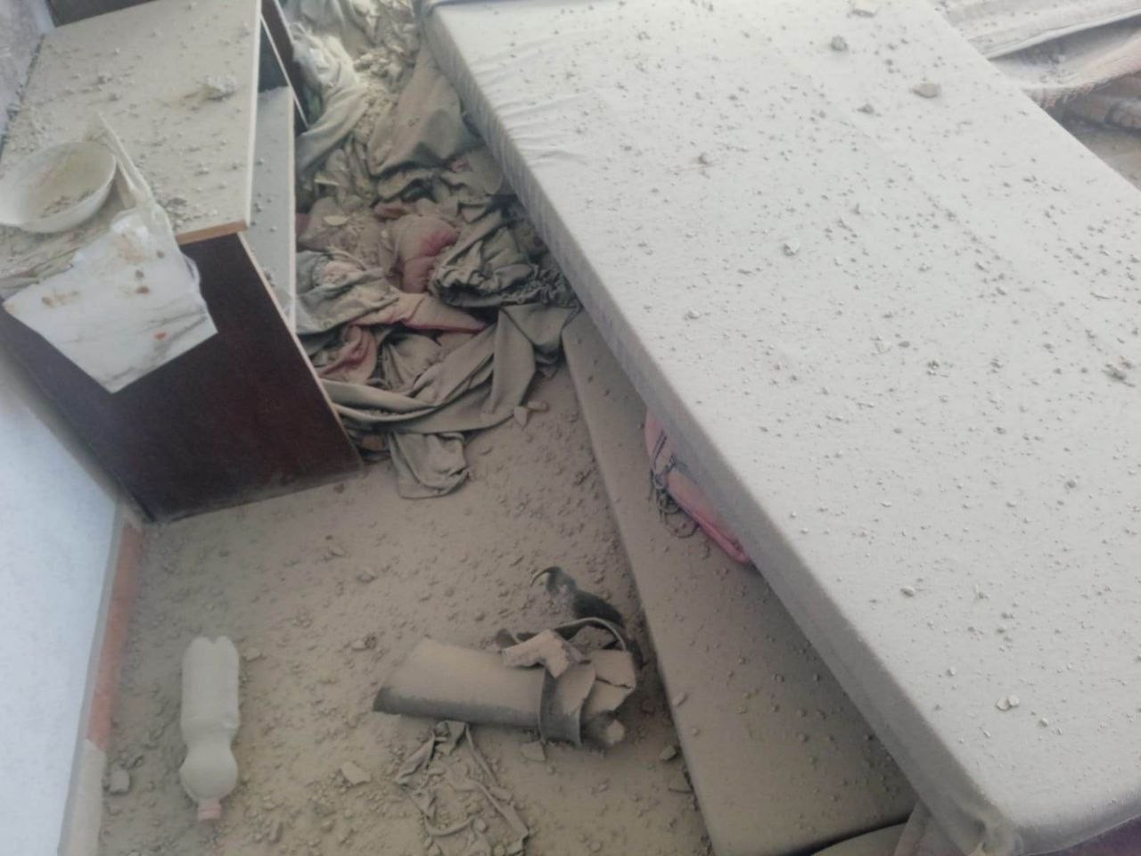 شاهد: سقوط صواريخ أطلقتها المقاومة من غزّة على منازل ومركبات في "سديروت"