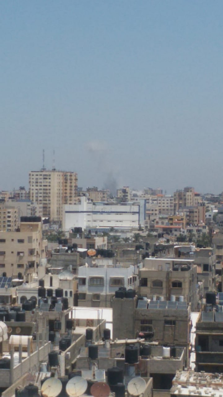 محدث بالفيديو والصور: 4 شهداء وإصابات في قصف "إسرائيلي" مستمر على قطاع غزة