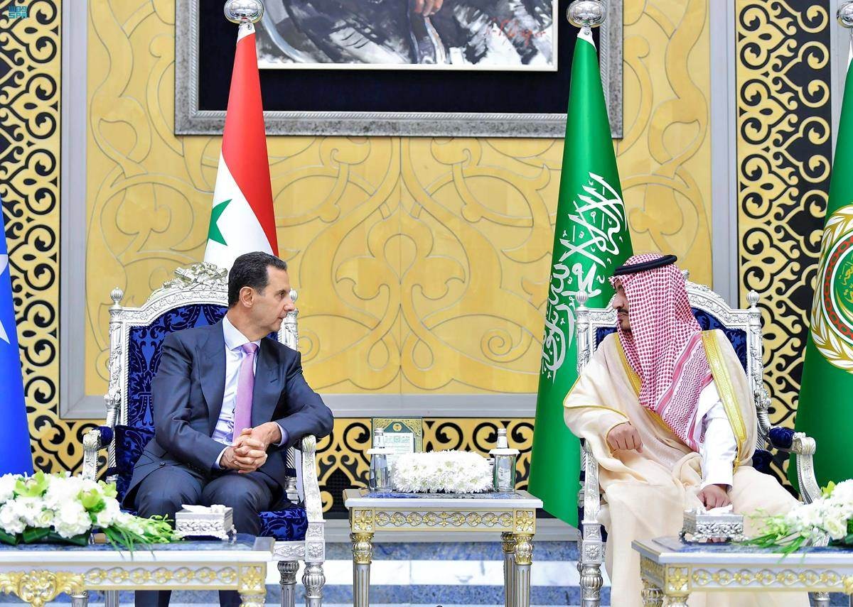 لأول مرة منذ 11 عامًا.. الرئيس السوري يصل جدة للمشاركة بالقمة العربية