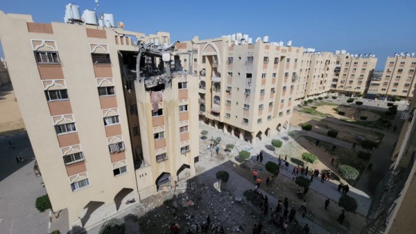 الأشغال بغزة تتحدث عن الأضرار التي لحقت بالعمارة المستهدفة في مدينة حمد
