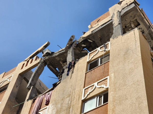 الأشغال بغزة تتحدث عن الأضرار التي لحقت بالعمارة المستهدفة في مدينة حمد