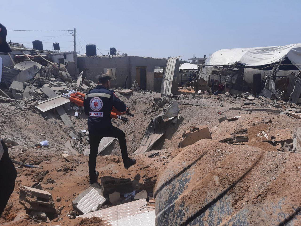 طيران الاحتلال يستهدف عدة أماكن في قطاع غزة