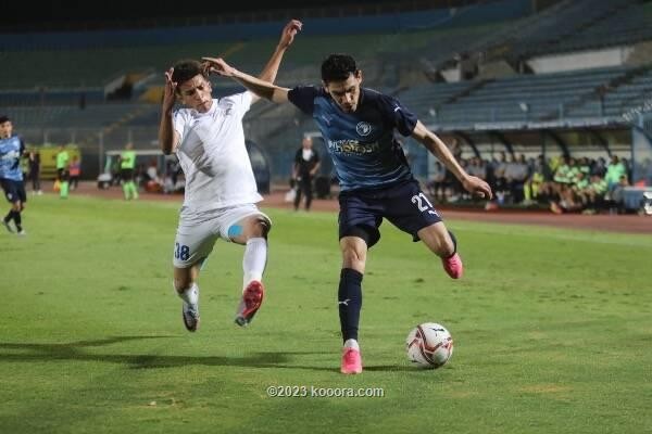 بالصور: بيراميدز يسحق سموحة ويتصدر الدوري المصري