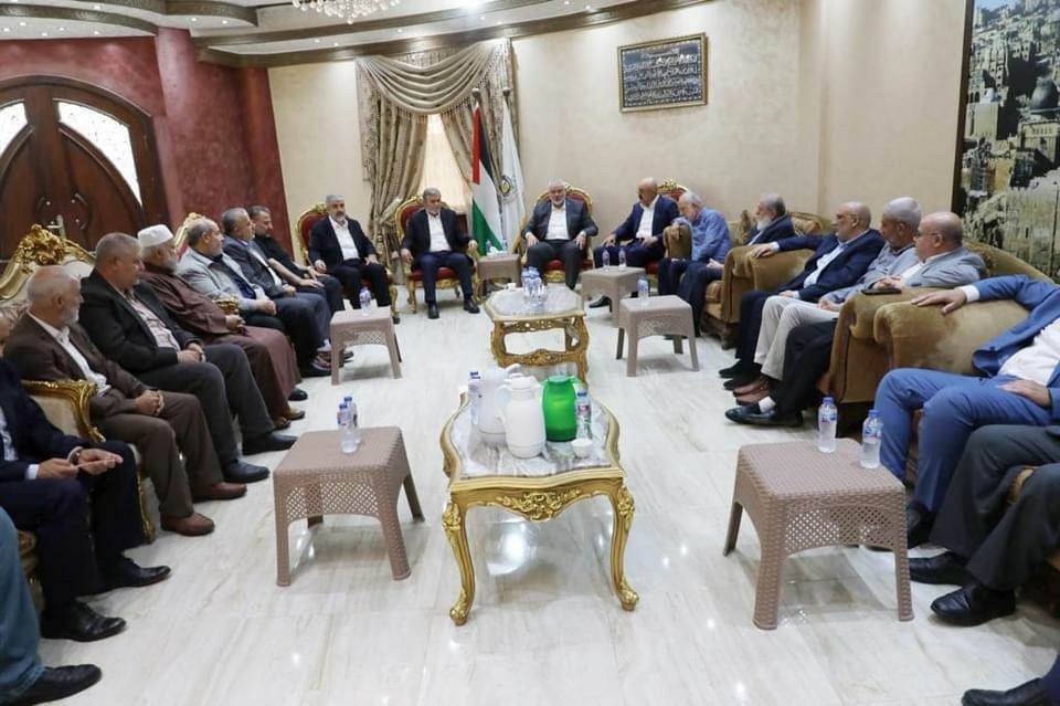 المشهراوي يلتقي قيادة حركتي حماس والجهاد الإسلامي في القاهرة