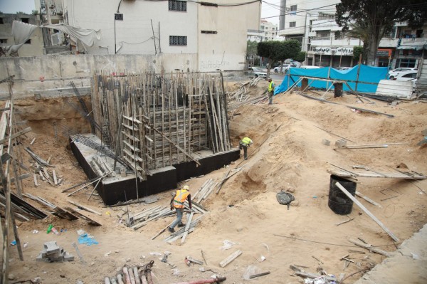 بدء أعمال بناء المقر الرئيس لبنك الوقف الفلسطيني بغزة