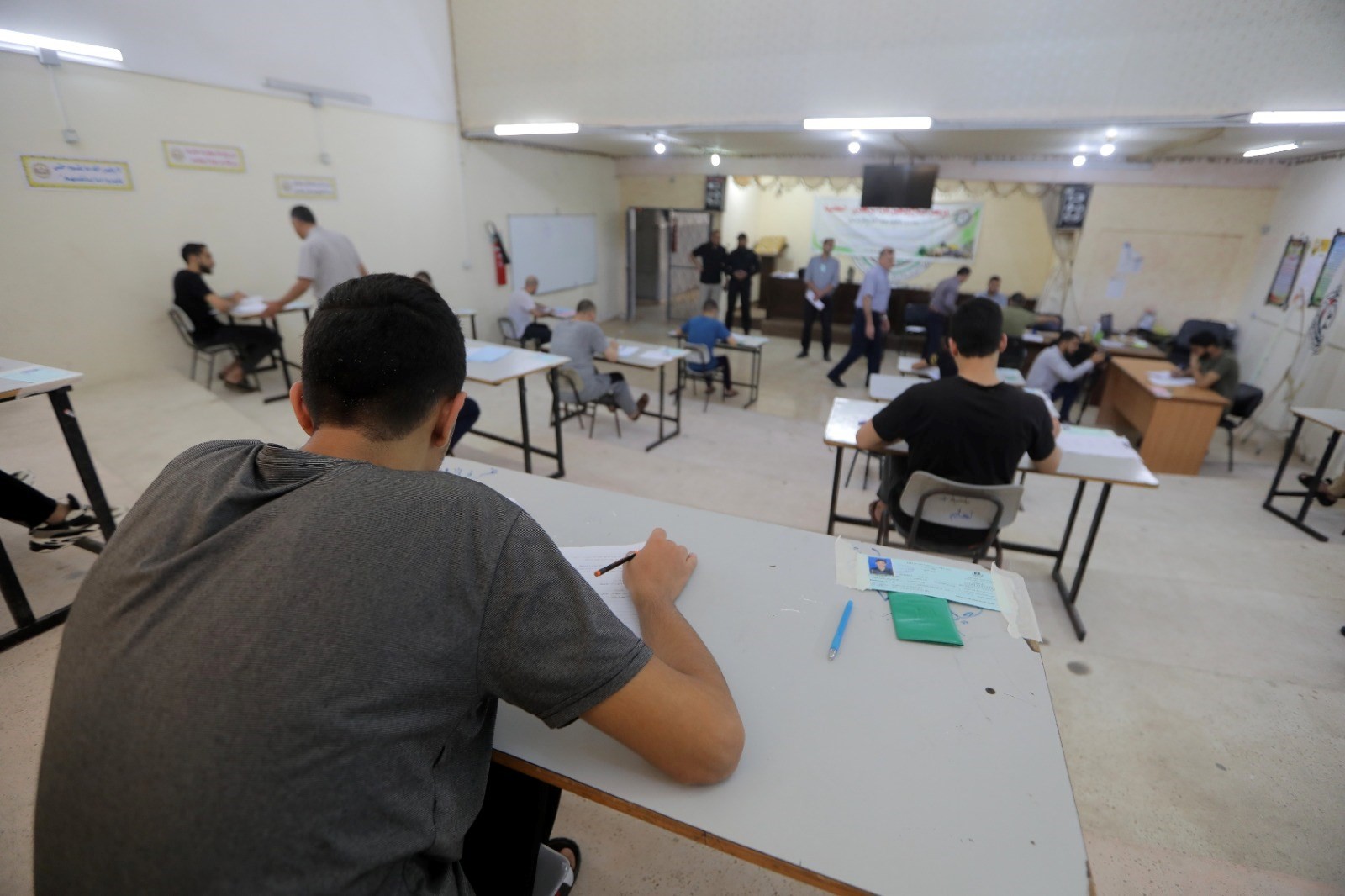 غزة: 15 نزيلًا في مراكز الإصلاح والتأهيل يتقدمون لامتحانات الثانوية العامة