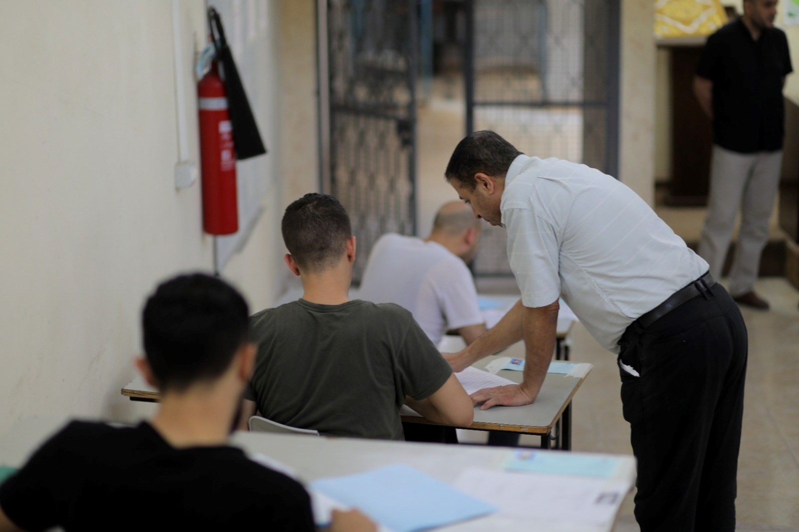 غزة: 15 نزيلًا في مراكز الإصلاح والتأهيل يتقدمون لامتحانات الثانوية العامة