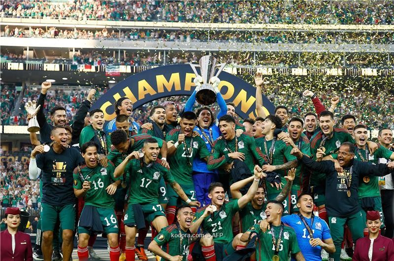 منتخب المكسيك يصعق بنما ويتوج بطلا للكأس الذهبية