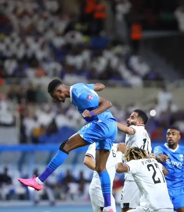 بالصور: الهلال يعبر الشباب.. ويلحق بالنصر إلى نهائي كأس الملك سلمان