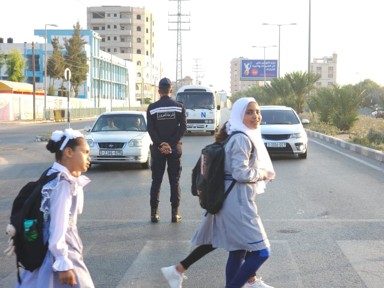 انتشار شرطة المرور مع بدء العام الدراسي الجديـد في قطاع غزة