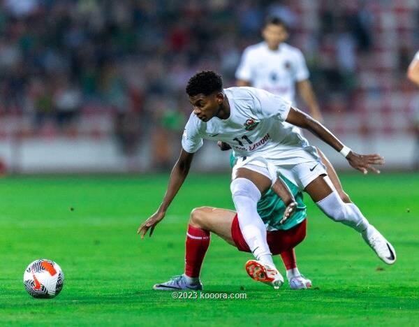 بالصور: شباب الأهلي يهزم الوحدات ويصطدم بالنصر في أبطال آسيا