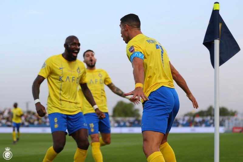 بالصور : النصر يجرد الرجاء من اللقب العربي.. ويضرب موعدا مع الشرطة