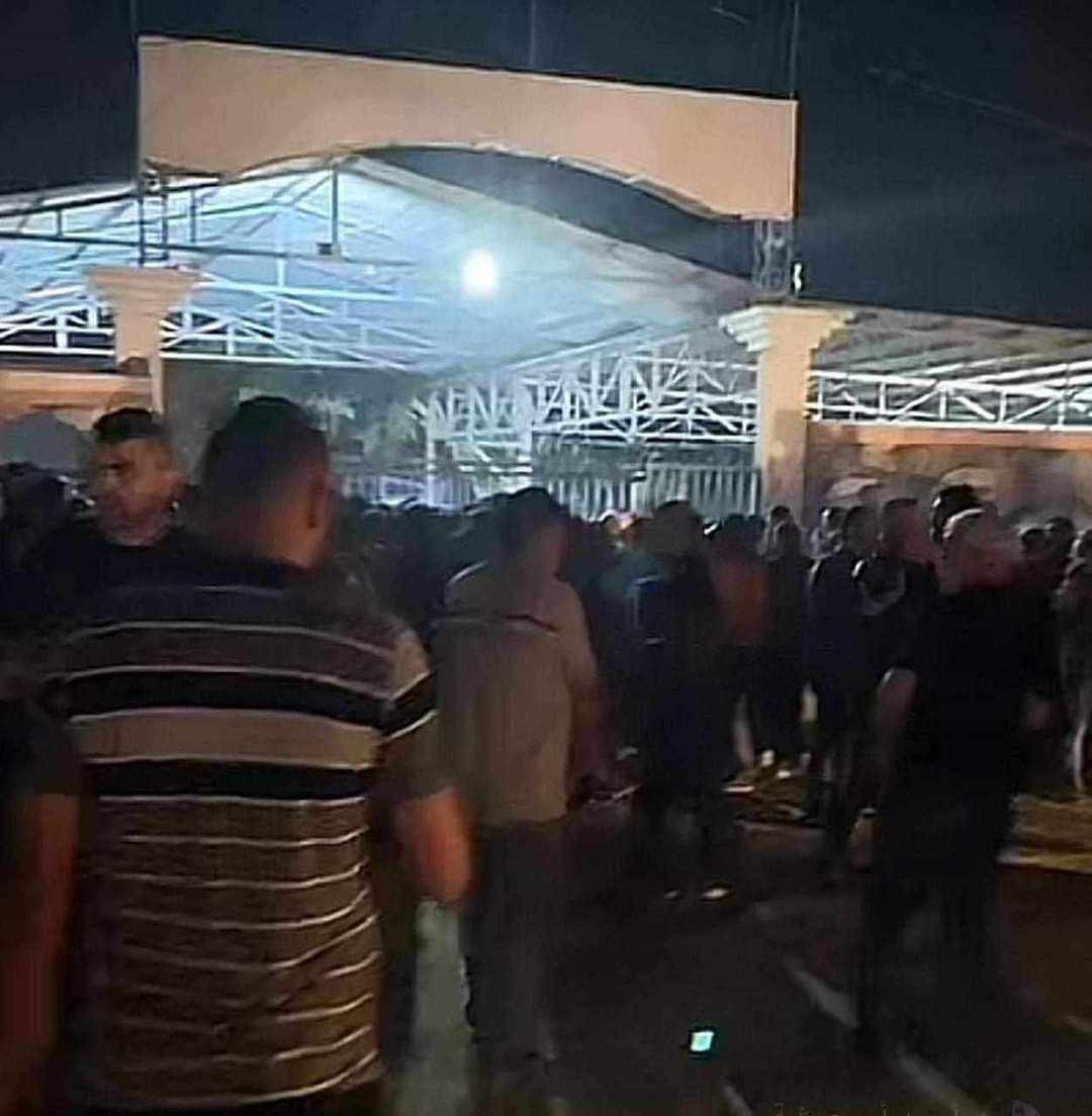 عُمال قطاع غزة يتوجهون إلى حاجز "إيرز" لدخول الأراضي المحتلة