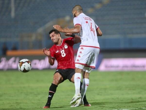بالصور: تونس تذيق مصر مرارة الهزيمة الأولى مع فيتوريا وديا