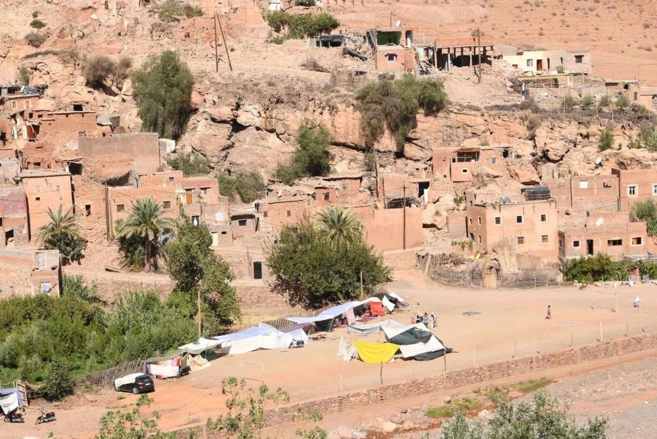 ارتفاع حصيلة ضحايا الزلزال المُدمر في المغرب لـ2497 قتيل و2476 جريح