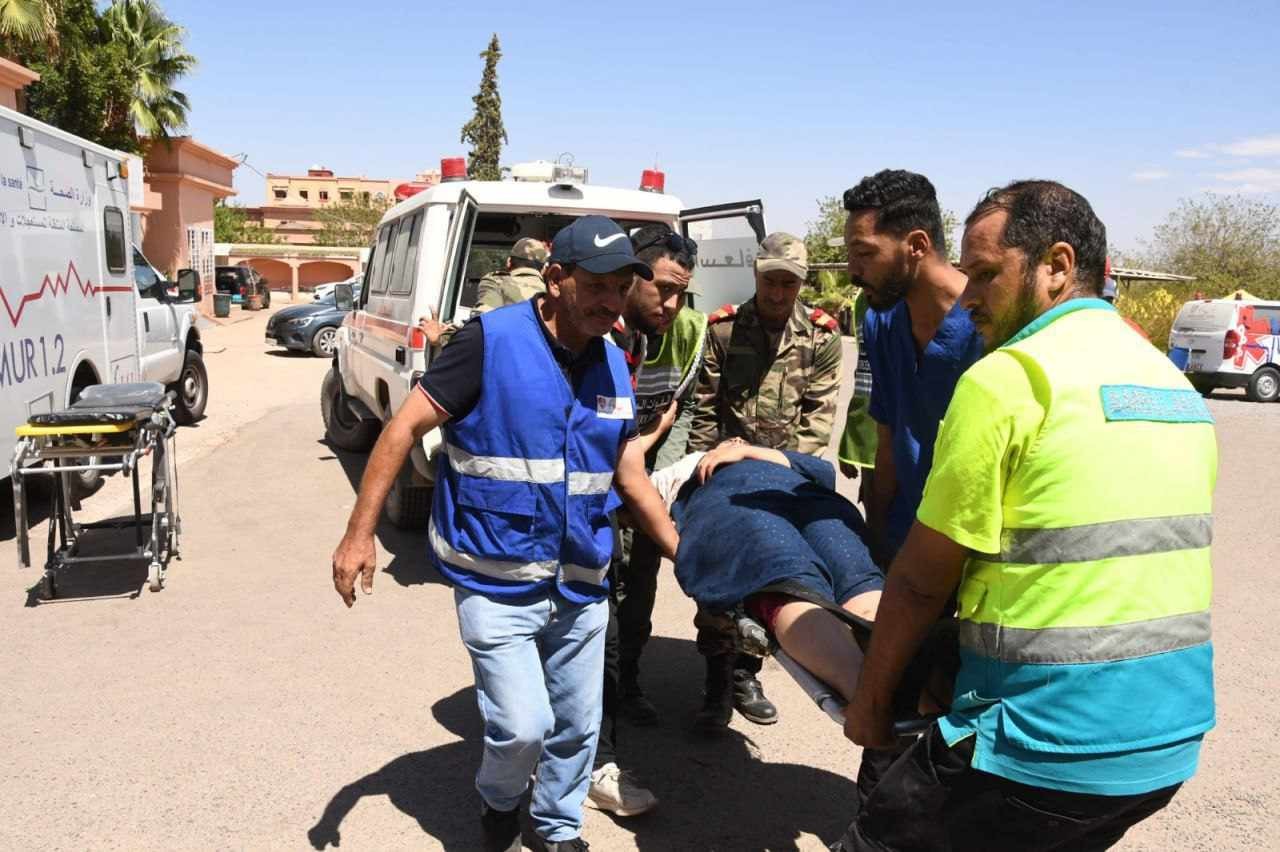 ارتفاع حصيلة ضحايا الزلزال المُدمر في المغرب لـ2497 قتيل و2476 جريح