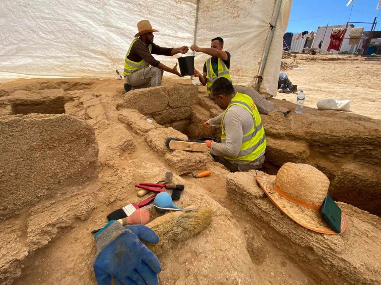 سياحة غزة تعثر على 4 قبور جديدة في المقبرة الرومانية