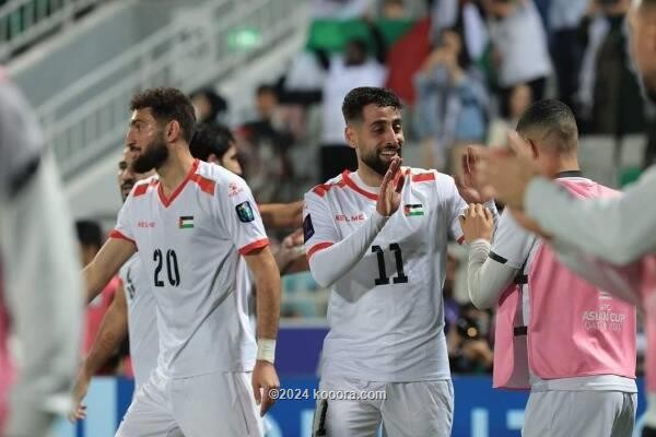 بالصور :  فلسطين تتأهل إلى ثمن نهائي كأس آسيا للمرة الأولى في تاريخها