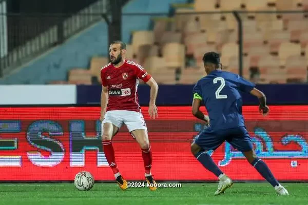 إنبي يصعق الأهلي بتعادل قاتل ويتصدر الدوري المصري
