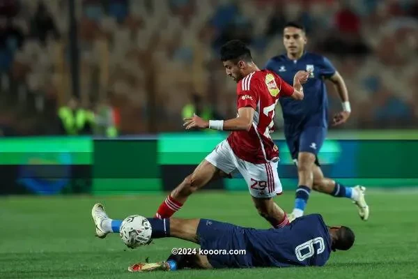 إنبي يصعق الأهلي بتعادل قاتل ويتصدر الدوري المصري
