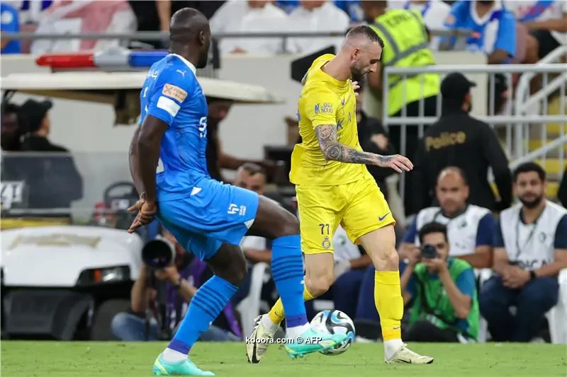 بالصور : سيناريو مجنون.. الهلال يقهر النصر ويتوج بطلا لكأس الملك