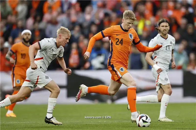 بالصور: هولندا تحذر منافسيها بفوز كاسح
