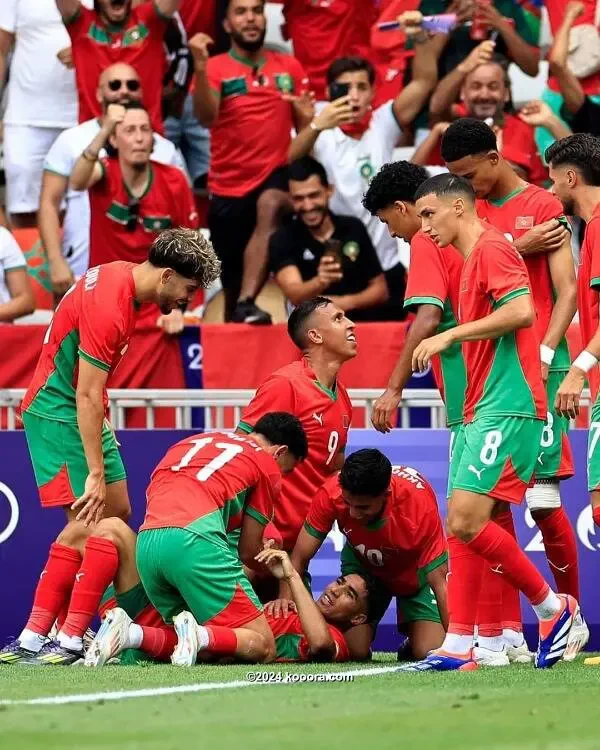 بالصور : المغرب يتفوق على العراق ويتأهل في صدارة مجموعته