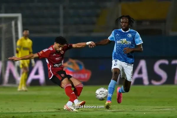 بالصور: الأهلي يسقط بيراميدز مجددا.. ويلامس لقب الدوري