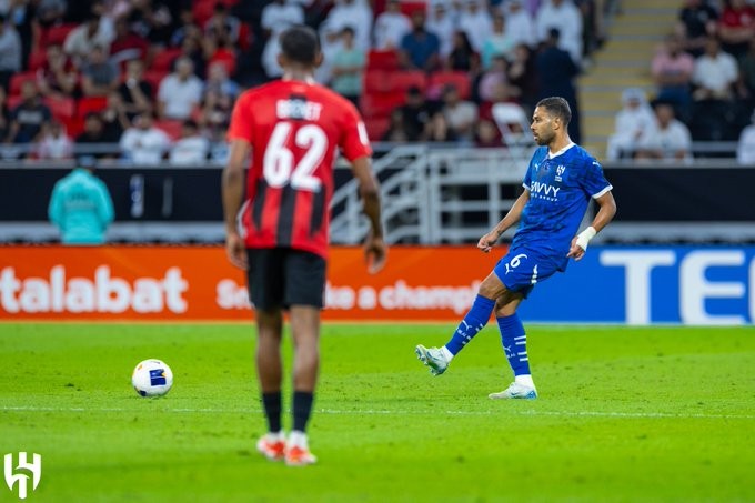 بالصور.. الهلال يكتفي بثلاثية في شباك الريان