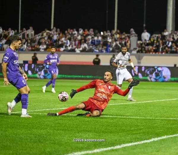 بالصور.. الهلال يكتسح الطائي بكأس الملك