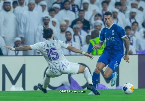 بالصور.. الهلال يثأر من العين في مباراة جنونية