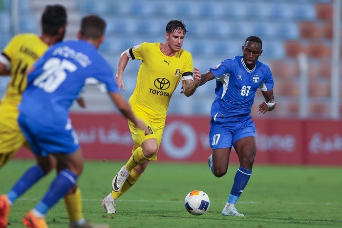 بالصور : هلال القدس يتعادل مع الأهلي البحريني في افتتاح مبارياته بالبطولة الآسيوية