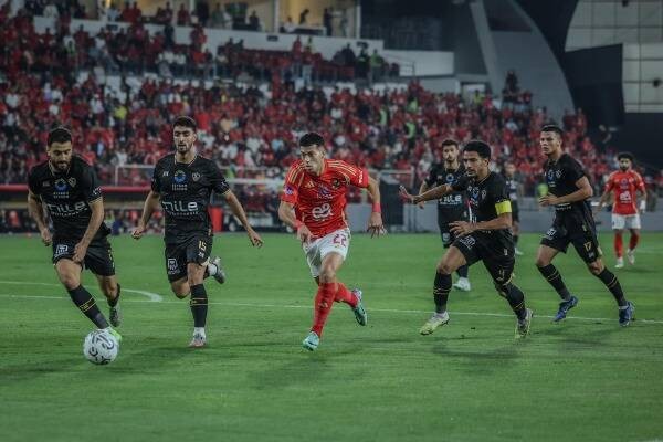 بسيناريو ماراثوني.. الأهلي يقهر الزمالك ويحصد لقب السوبر