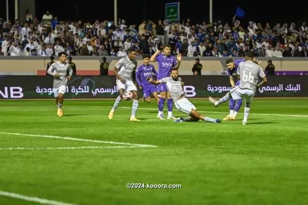 بالصور.. الهلال يكتسح الطائي بكأس الملك