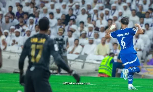 بالصور.. الهلال يثأر من العين في مباراة جنونية