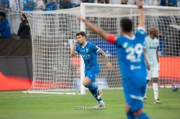 الهلال يضرب الفيحاء.. ويحكم قبضته على صدارة الدوري السعودي