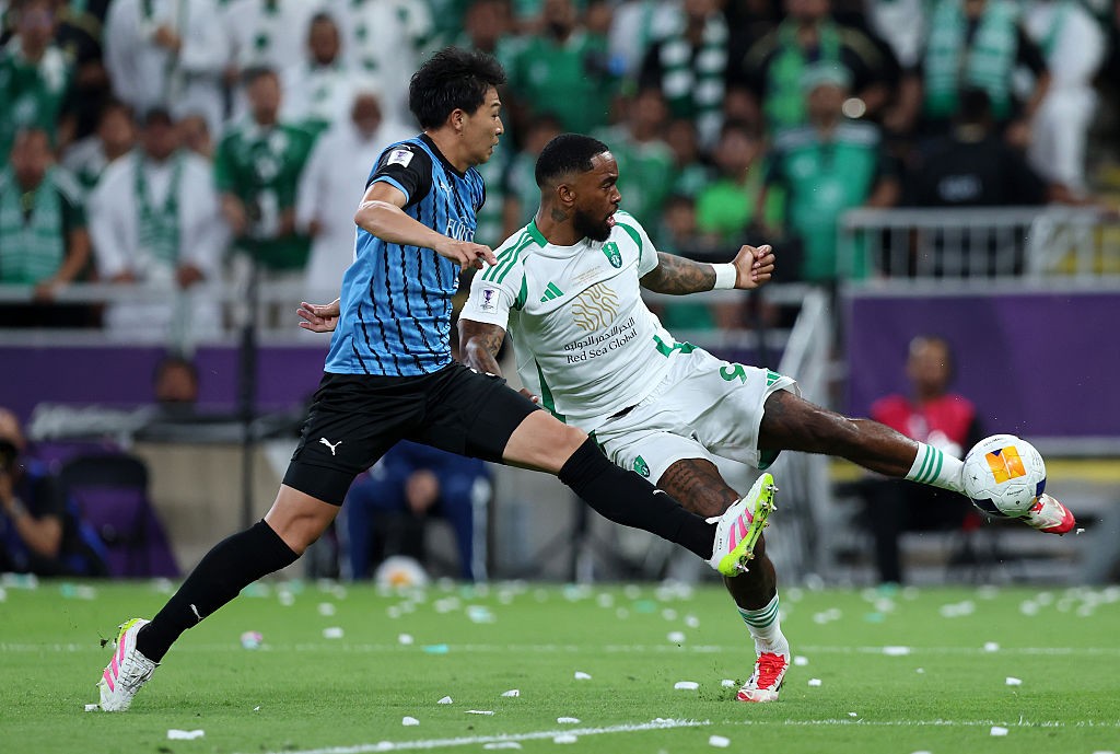 بالصور : أهلي جدة يصنع التاريخ ويتوج بطلًا لنخبة آسيا