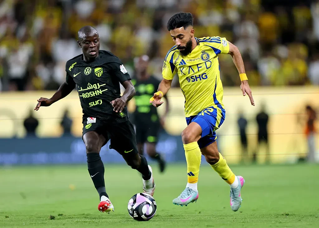 بالصور : ريمونتادا مجنونة.. الاتحاد يحسم كلاسيكو النصر في الوقت القاتل