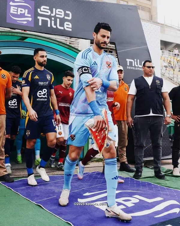 بالصور : الأهلي يعزز صدارة الدوري المصري بفوز صعب على سيراميكا