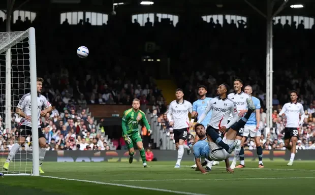 بالصور : مانشستر سيتي يتأهل لدوري الأبطال بإسقاط فولهام