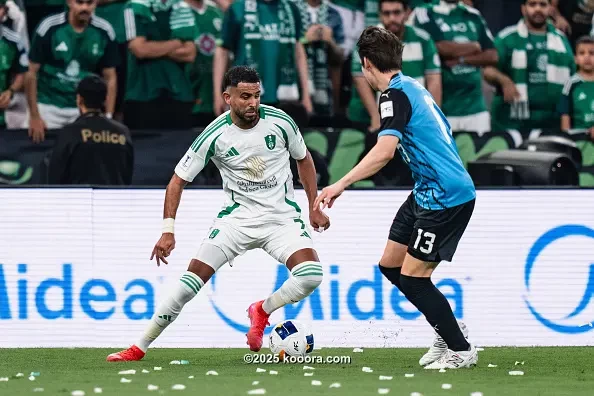 بالصور : أهلي جدة يصنع التاريخ ويتوج بطلًا لنخبة آسيا