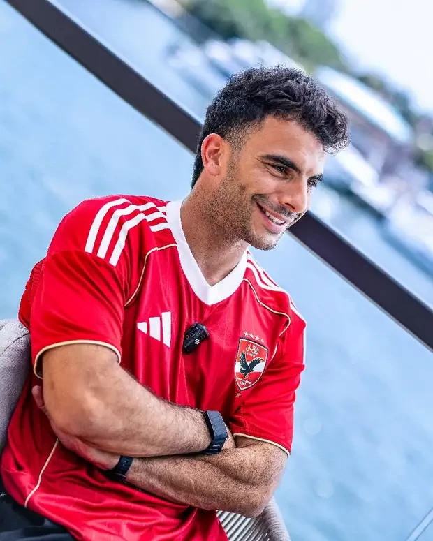 بالصور.. زيزو يظهر لأول مرة بقميص الأهلي في ميامي