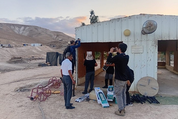 الجيش ومستوطنوه ينفذون انتهاكات بحق المواطنين وممتلكاتهم في الضفة