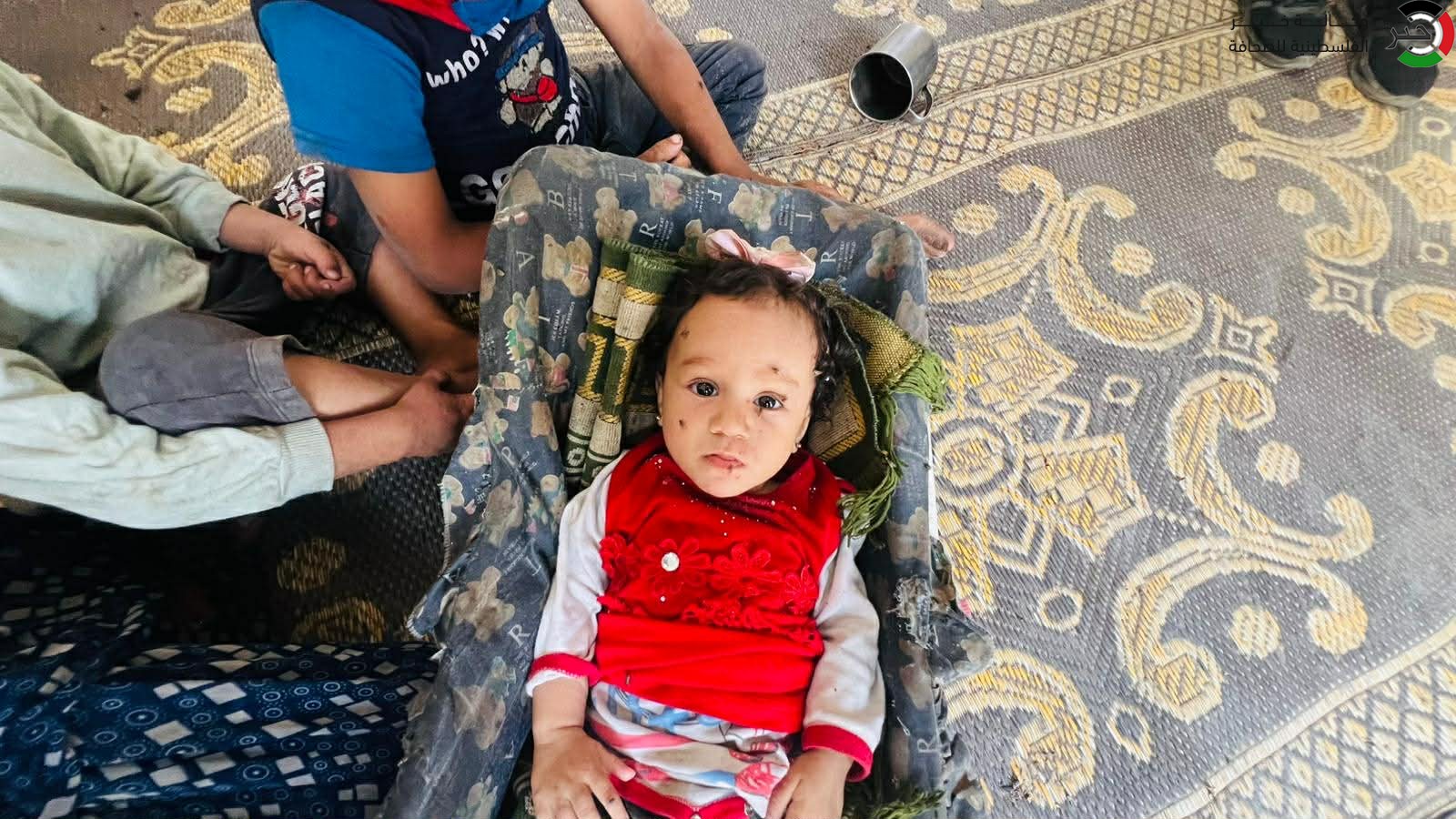 شاهد: في قلب الخيام.. حين يتحوّل الماء الملوّث إلى تهديد يومي