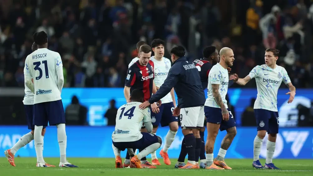 من الفار إلى ركلات الترجيح.. 5 مشاهد صنعت عبور بولونيا لنهائي السوبر الإيطالي