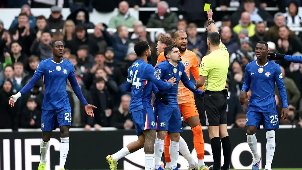 بالصور :  تشيلسي يهرب من ملعب "سانت جيمس بارك" بتعادل ثمين