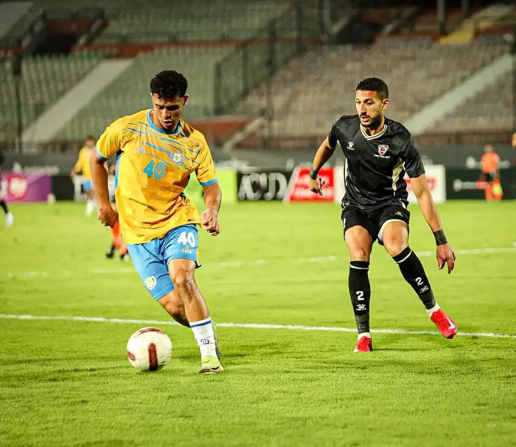 ضربة رأس تصنع التاريخ.. طاهر يقود الأهلي لانتصار غير مسبوق