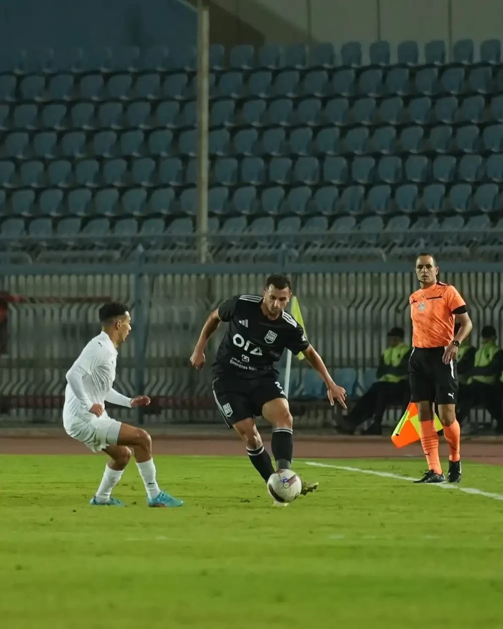 ضربة رأس تصنع التاريخ.. طاهر يقود الأهلي لانتصار غير مسبوق